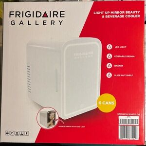 NIB! Frigidaire Gallery Light Up Mirror Beauty & Beverage Cooler for Home or Car